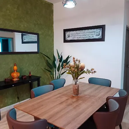 Muslim Homestay At Meru Ipoh Exterior photo